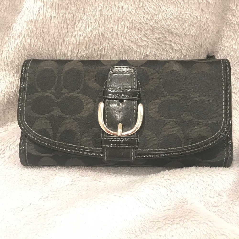 Authentic COACH wallet